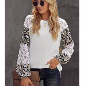 Lightweight Leopard Contrast Knit Top